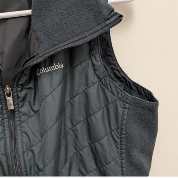 Columbia Womens Sleeveless Mix It Around II Black Full Zip Vest Size Medium - Picture 4 of 7
